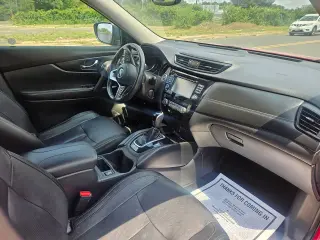 2017 Nissan Rogue Hybrid