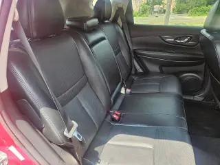 2017 Nissan Rogue Hybrid
