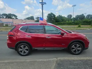 2017 Nissan Rogue Hybrid