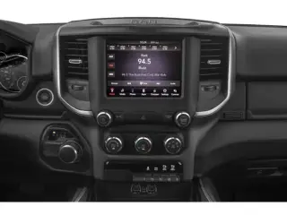 Ram 1500 2019 4x4 Big Horn 4dr Crew Cab 6.4 ft. SB Pickup