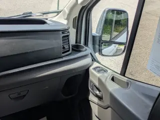 Ford Transit 2021 350 2 puertas 138 pulgadas de distancia entre ejes SRW Chasis Cutaway