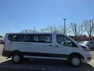 Ford Transit 2024 350 XL 3dr LWB Techo Bajo Furgón Pasajeros