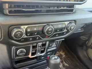 Jeep Wrangler 2025 4x4 Sport 4 SUV