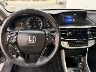 Honda Accord Hybrid 2015