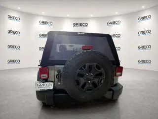 Jeep Wrangler JK 2018 4x4 Sport 2p SUV