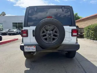 Jeep Wrangler 2025 4x4 Sport 4dr SUV