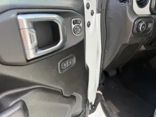 Jeep Wrangler 2025 4x4 Sport 4dr SUV