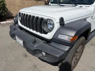 Jeep Wrangler 2025 4x4 Sport 4dr SUV