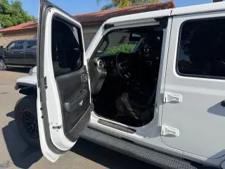 Jeep Wrangler Unlimited 2020 4x4 Sahara 4p SUV