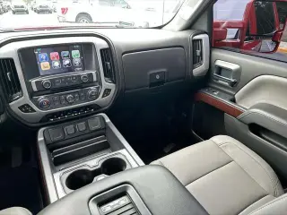 GMC Sierra 1500 2018 4x4 SLT 4dr Crew Cab 5.8 ft. SB