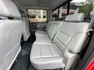 GMC Sierra 1500 2018 4x4 SLT 4dr Crew Cab 5.8 ft. SB