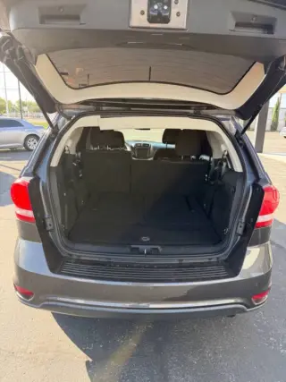 Vehículo Dodge Journey del año 2019