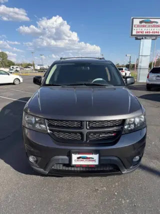 Vehículo Dodge Journey del año 2019