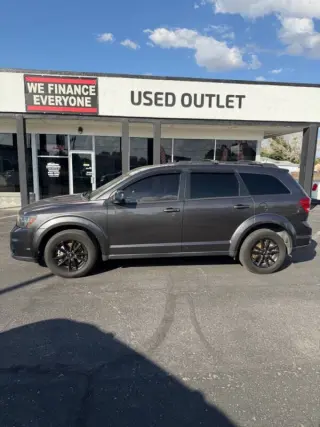 Vehículo Dodge Journey del año 2019