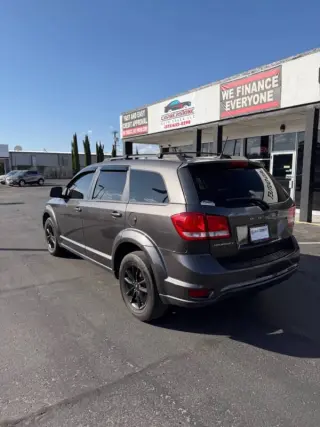 Vehículo Dodge Journey del año 2019
