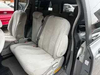 2011 Toyota Sienna LE 8-Pas V6