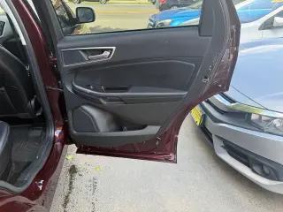 2017 Ford Edge