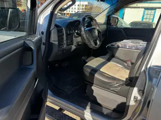 2013 Nissan Titan S Crew Cab 4WD