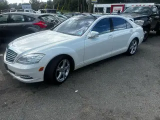 2013 Mercedes-Benz S-Class S550 4-MATIC