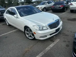 2013 Mercedes-Benz S-Class S550 4-MATIC