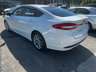Ford Fusion SE de 2017