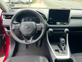 Toyota RAV4 2024