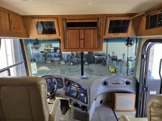 Autocaravana RV Freightliner X-Line 2005
