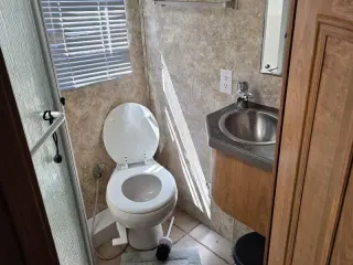 Autocaravana RV Freightliner X-Line 2005