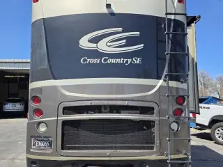 Autocaravana RV Freightliner X-Line 2005
