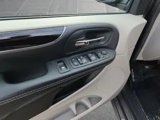 Dodge Grand Caravan 2020 SXT 4dr Mini-Van