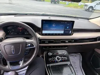 Lincoln Nautilus 2021 AWD Reserve 4dr SUV