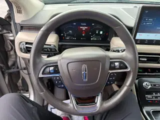 Lincoln Nautilus 2021 AWD Reserve 4dr SUV