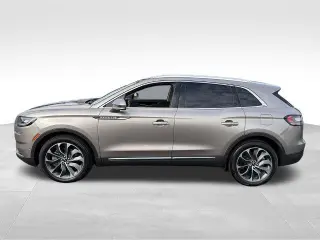 Lincoln Nautilus 2021 AWD Reserve 4dr SUV