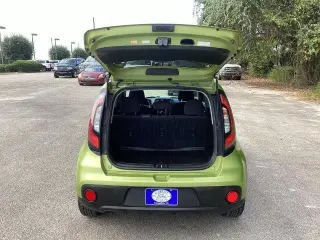 Kia Soul 2018 Crossover de 5 puertas y transmisión manual de 6 velocidades