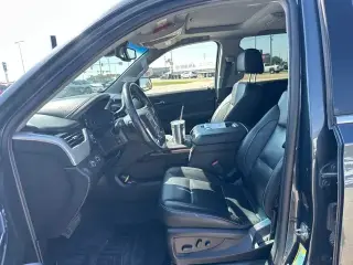 GMC Yukon 2019 4x4 SLT 4dr SUV