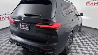 2021 BMW X7