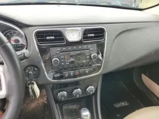 2014 Chrysler 200