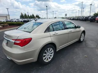 2014 Chrysler 200