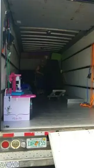 Ezee Moving Inc