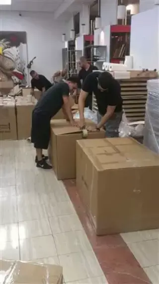 Ezee Moving Inc