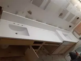LR Granite & Quartz