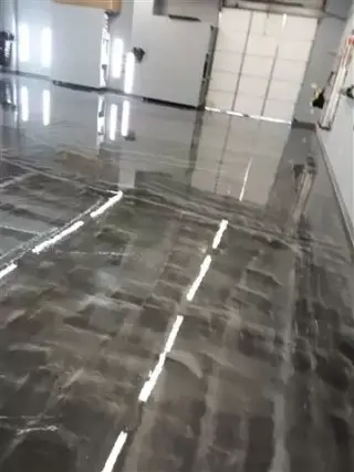 Epoxy floor metallic