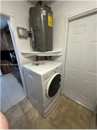 Propiedad de alquiler con 2 dormitorios y 2 baños en Pembroke Pines