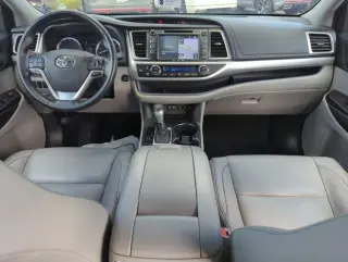 Toyota Highlander 2017 XLE 4dr SUV