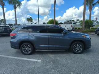 Toyota Highlander 2017 XLE 4dr SUV
