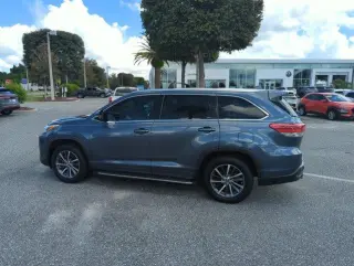 Toyota Highlander 2017 XLE 4dr SUV