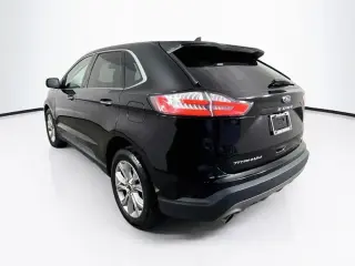 Ford Edge 2023 AWD Titanium 4dr Crossover