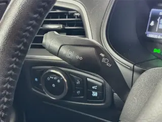 Ford Edge 2023 AWD Titanium 4dr Crossover