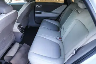 Hyundai IONIQ 6 2023 SEL 4p Sedana