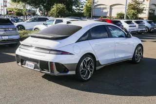 Hyundai IONIQ 6 2023 SEL 4p Sedana